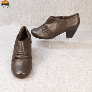 Baretraps Cerissa Ankle Booties Brown Side Zip Block Heels Women's Size 8.5 M